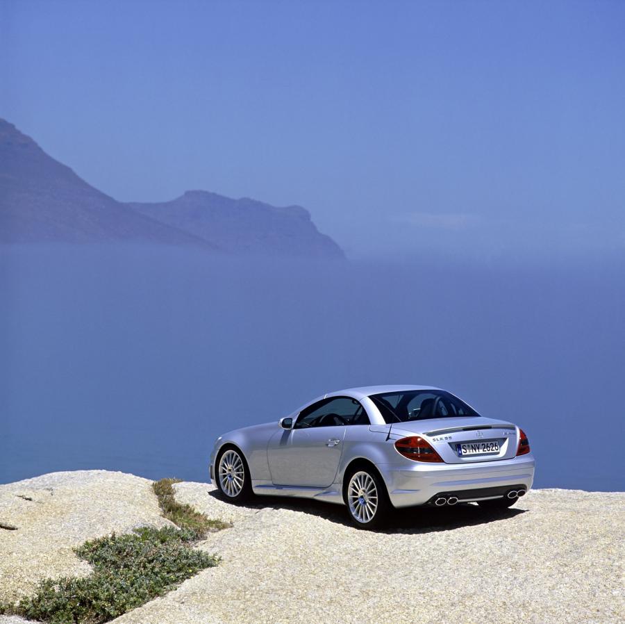  Mercedes-Benz SLK55 AMG 2005 года  (фото 46 из 96)